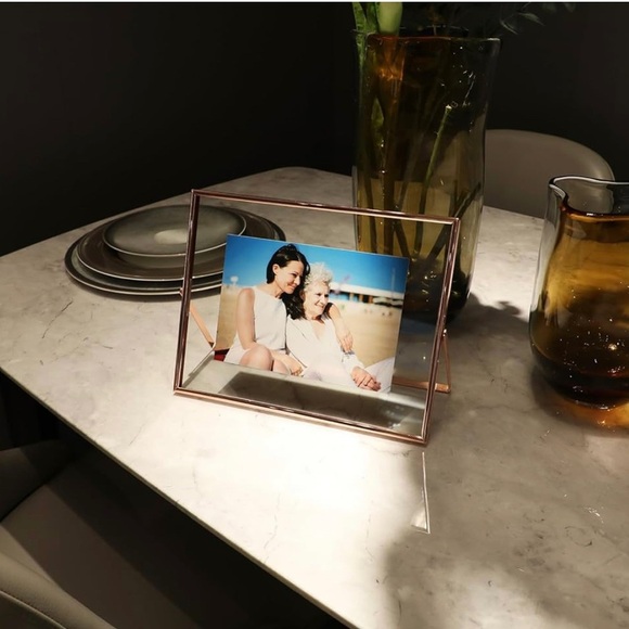 Gold Accent Picture Frame with Minimalist Design - Picture 5 of 7